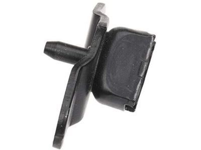 GMC 15647422 Hinge