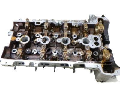 2008 Saturn Sky Cylinder Head - 12624550