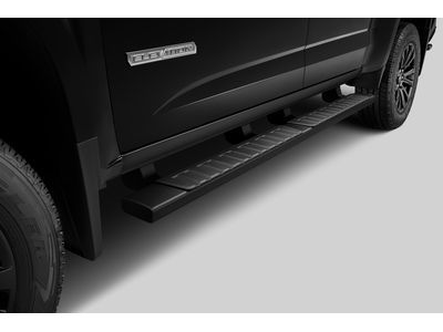 GM 84157156 Crew Cab 5-Inch Rectangular Assist Steps in Black