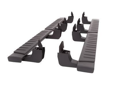 GM 84157156 Crew Cab 5-Inch Rectangular Assist Steps in Black