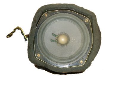 Cadillac 25708241 Front Driver Speaker