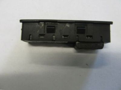 Pontiac 92181652 Tract Control Switch