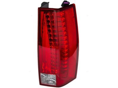 2011 Cadillac Escalade Tail Light - 22884388