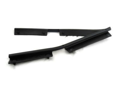 Chevy 15735055 Lower Weatherstrip