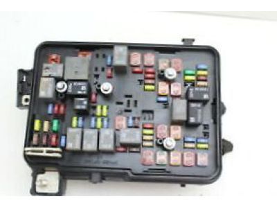 Chevy Equinox Fuse Box - 84080469