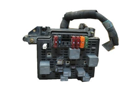 Chevy 15075526 BLOCK,ACCESSORY WIRING JUNCTION(INCLUDES 1-12,FUSE PULLER)