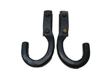 Cadillac 15567511 Tow Hook