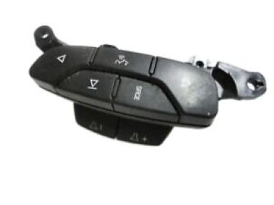 Cadillac 15824117 Radio Switch