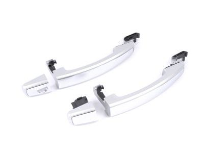 GM 95964711 Front Door Handles in Silver Ice Metallic with Chrome Strip