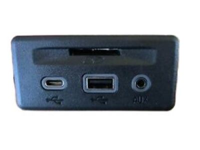 GMC 84260149 USB Port