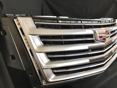 Cadillac 23399558 Upper Grille