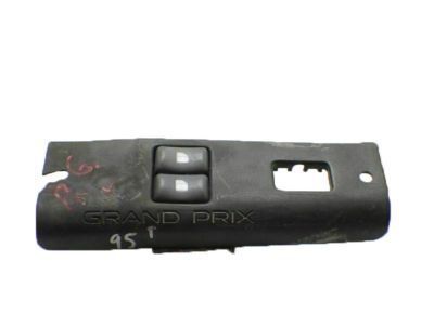 Pontiac 10280970 PLATE,FRONT SIDE DOOR ARMREST SWITCH MOUNT