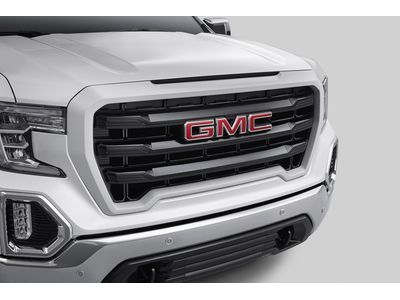 Chevy 84320555 GRILLE PKG,FRONT(INCLUDES 2-8)(WHITE)(INSTALL 1.00)(5.378 KG)